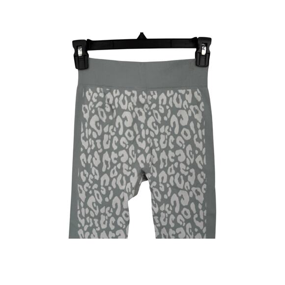 Sweaty Betty Leggings Leopard print jacquard base layer size 6 - Picture 3 of 6
